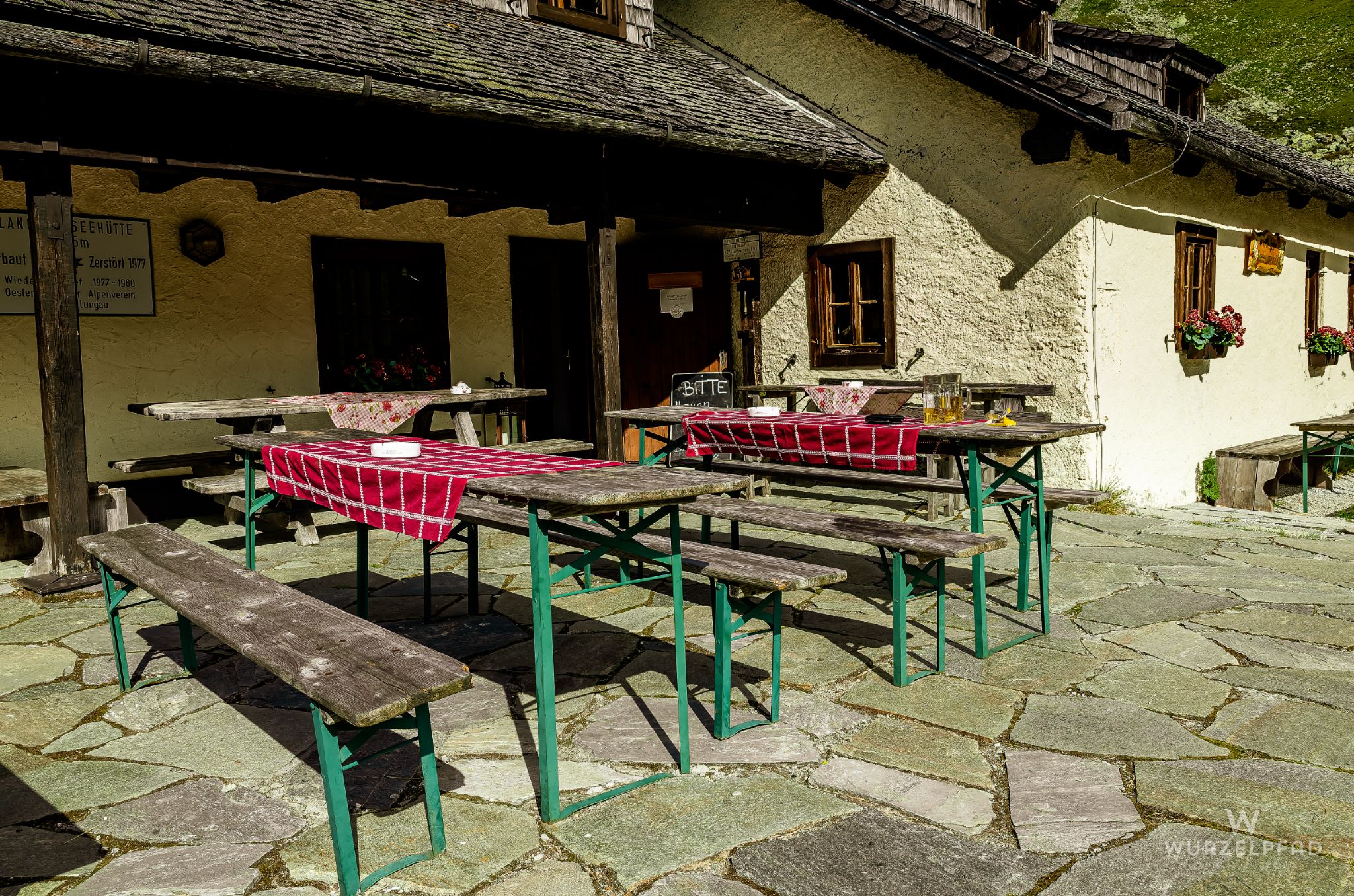 Die Landawirseehütte